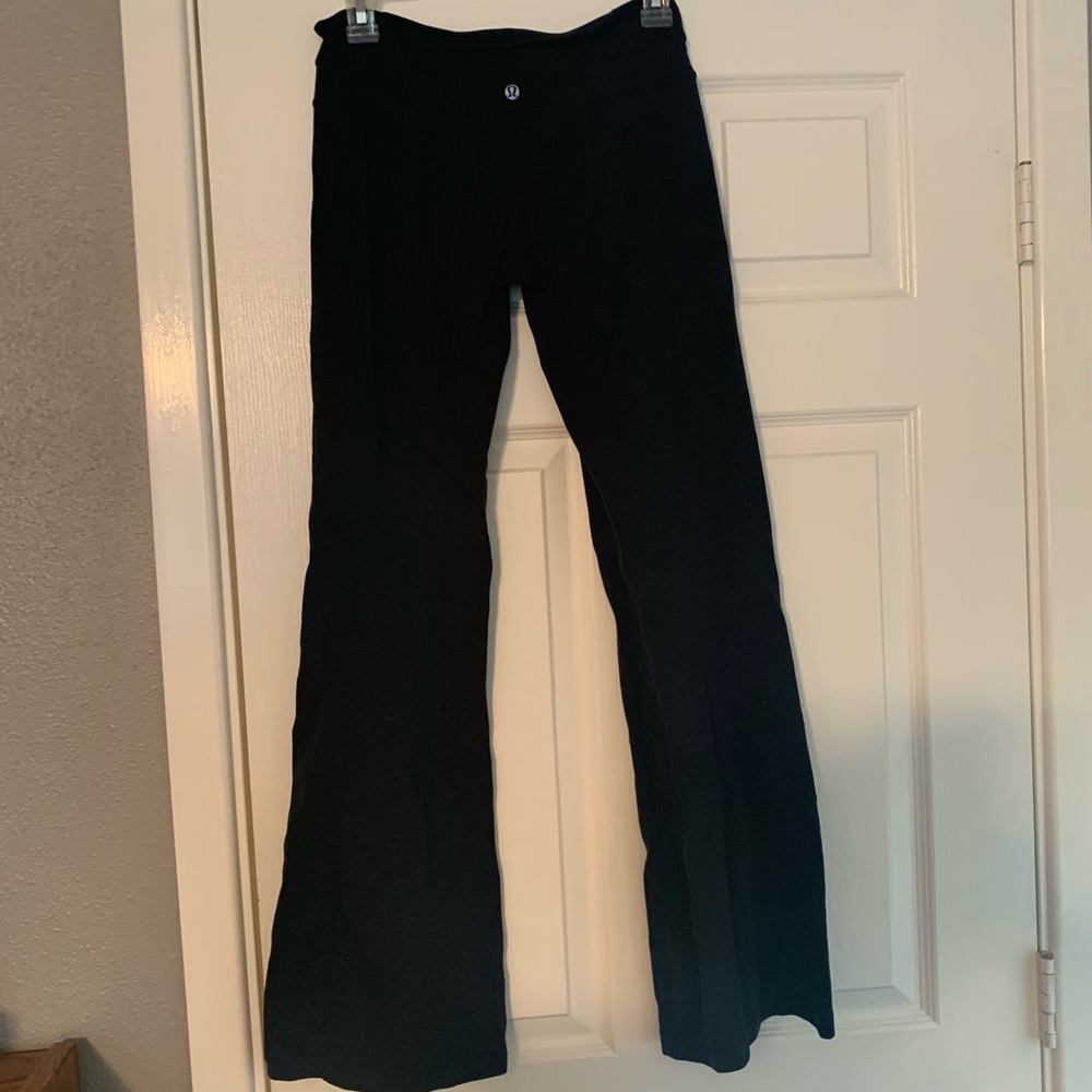 Lululemon women’s bottoms